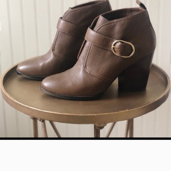 Cole Haan Shoes - Cole Haan Tan Leather Heeled Boots